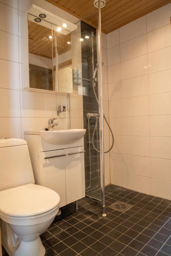 Design Apartment With Lake View, Sauna, Fireplace 로바니에미 외부 사진